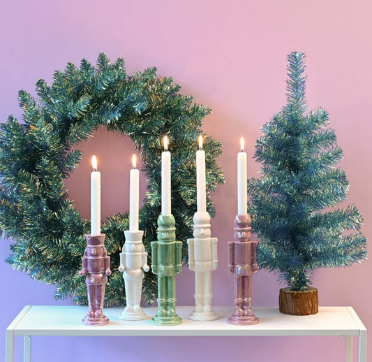 Kerzenhalter Nussknacker, Rainbow Violett